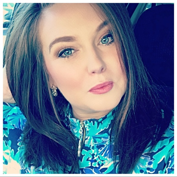 Meet your Posher, Kate! - Picture 4 of 5